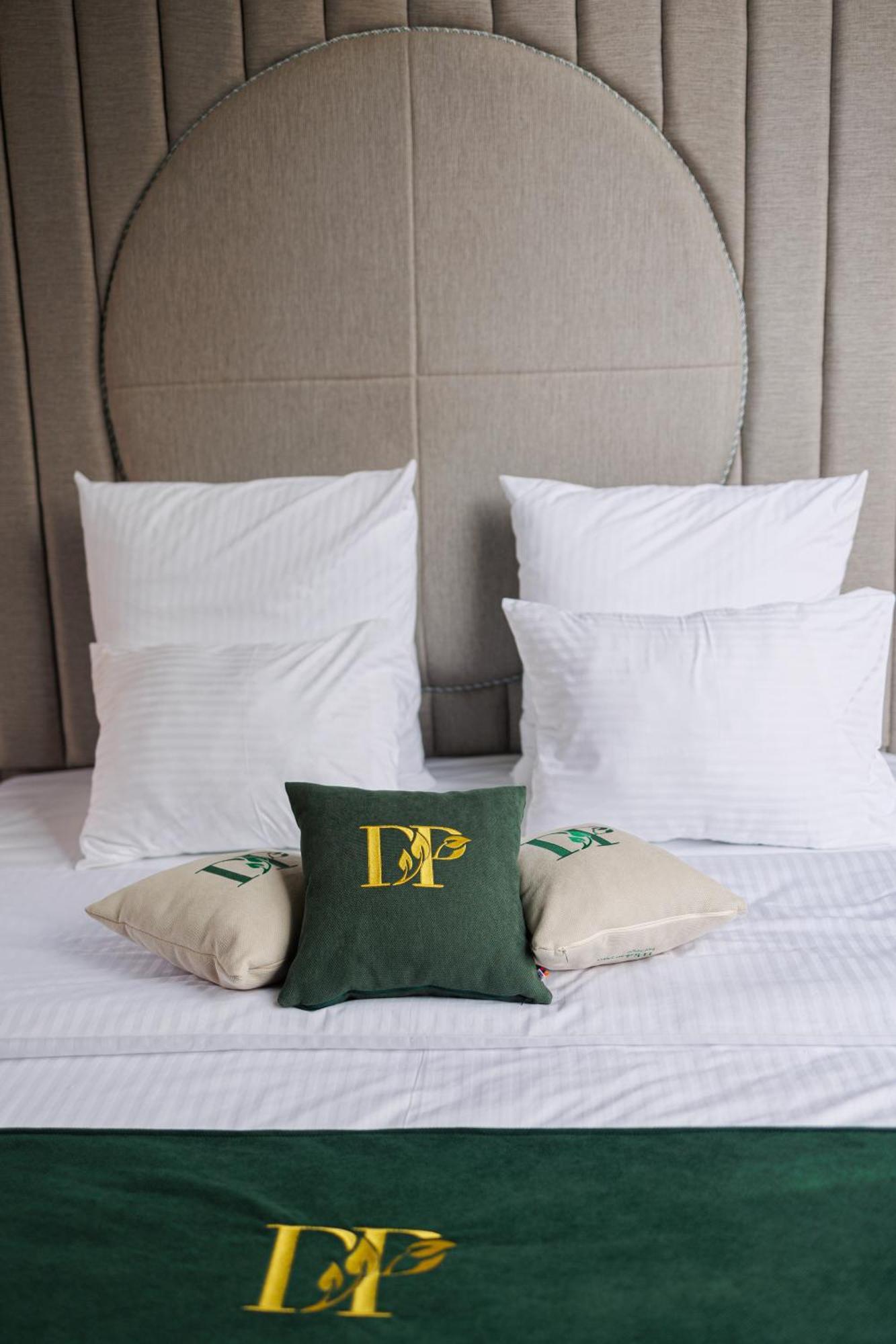 Dream Park Hotel Gyulagarak Buitenkant foto